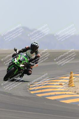 media/May-14-2023-SoCal Trackdays (Sun) [[024eb53b40]]/Turn 12 (1145am)/